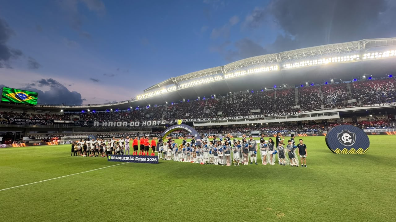 (Leão encara o Galo no Mangueirão - )