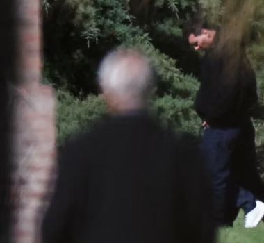 Imagem - Messi se despede do pai em Rosário e recebe apoio de fãs durante funeral