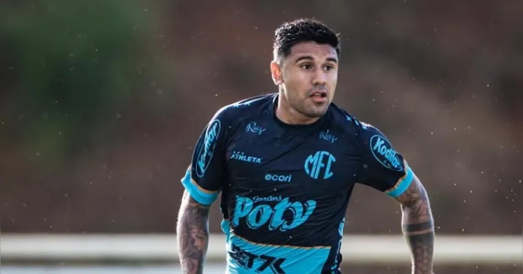 Atacante paraguaio está na mira do Leão - 