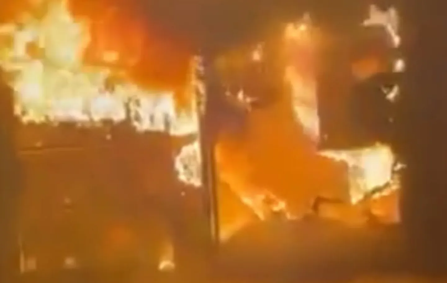 Incêndio atinge Polo Gastronômico da Cidade Nova 8, em Ananindeua