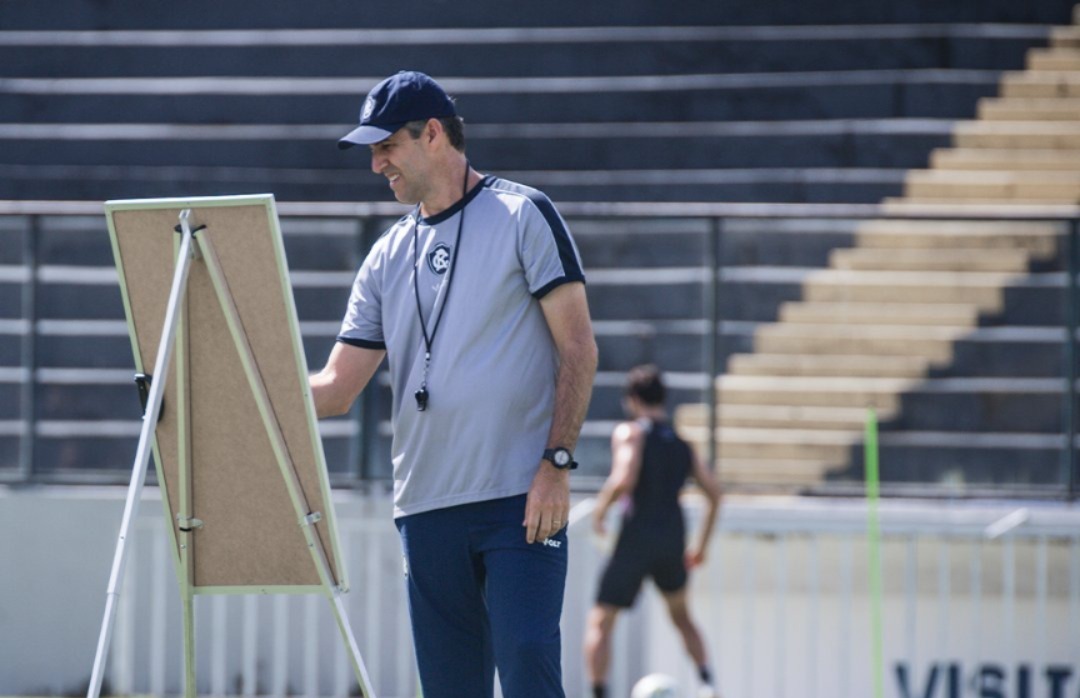 Treinador criticou o calendário azulino - 