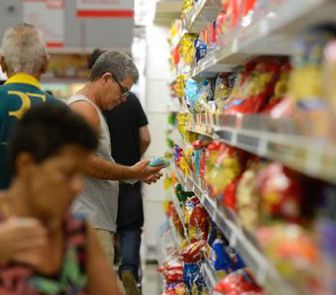 Imagem - Custo da cesta básica cai em 26 das 27 capitais do País em julho ante junho