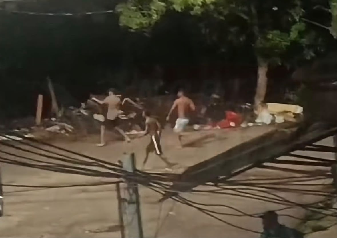 Briga entre integrantes de torcidas organizadas provoca correria e assusta moradores em Belém