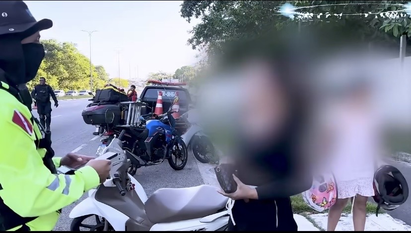 O caso ganhou repercussão nas redes sociais depois que o diálogo entre a mulher e o agente foi divulgado