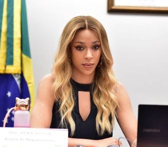 Imagem - Conselho de Ética aprova processo que pode levar à cassação de Erika Hilton