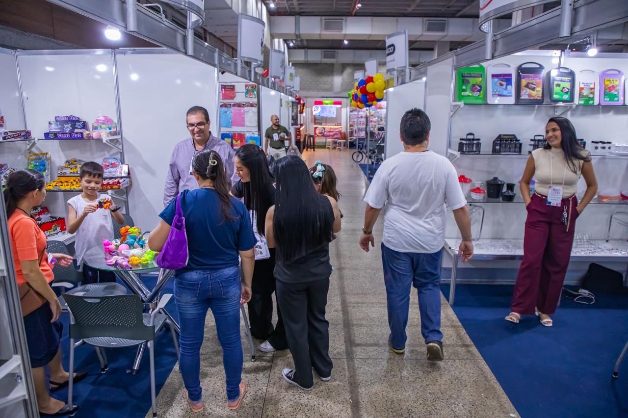 Durante os três dias, os lojistas poderão conhecer lançamentos, comparar produtos, negociar diretamente com fabricantes e distribuidores, ampliar a carteira de fornecedores e encontrar novas oportunidades para seus estabelecimentos.
