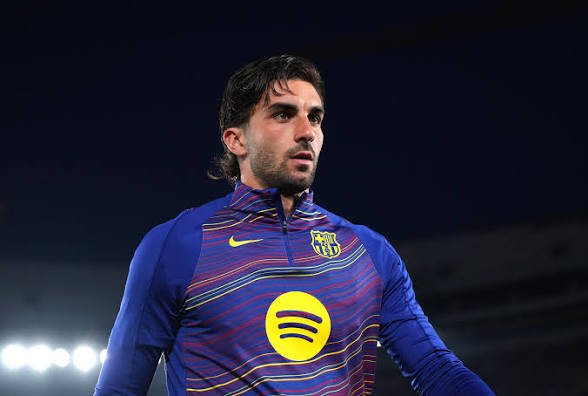 Ferran Torres em ação pelo Barcelona -