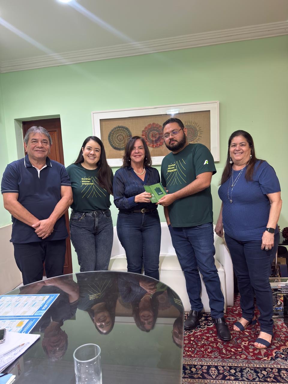 Staff Banco da Amazônia e diretores da Valeverde Turismo