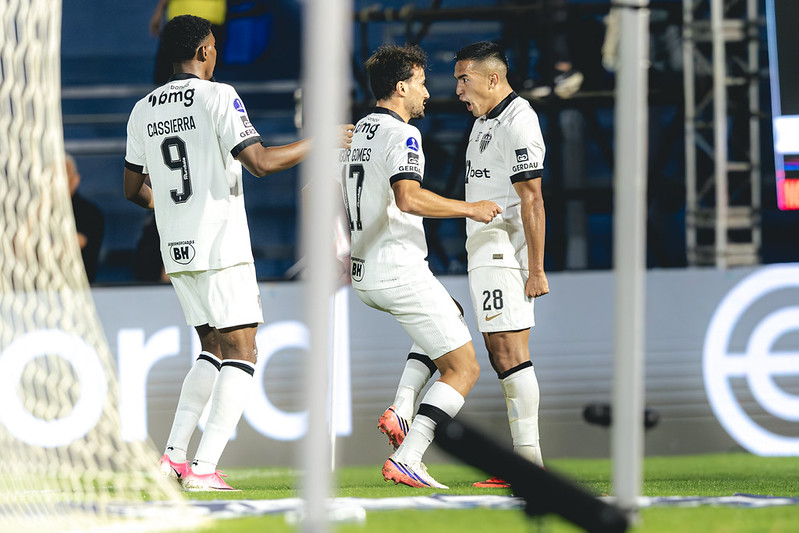 Galo leva vantagem para o jogo de volta em BH - 