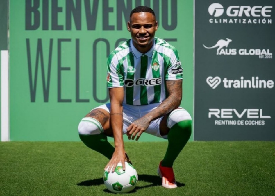 Photo: romanews.com.br Barcelona Eye Betis Defender Natan as Ronald Araújo Replacement