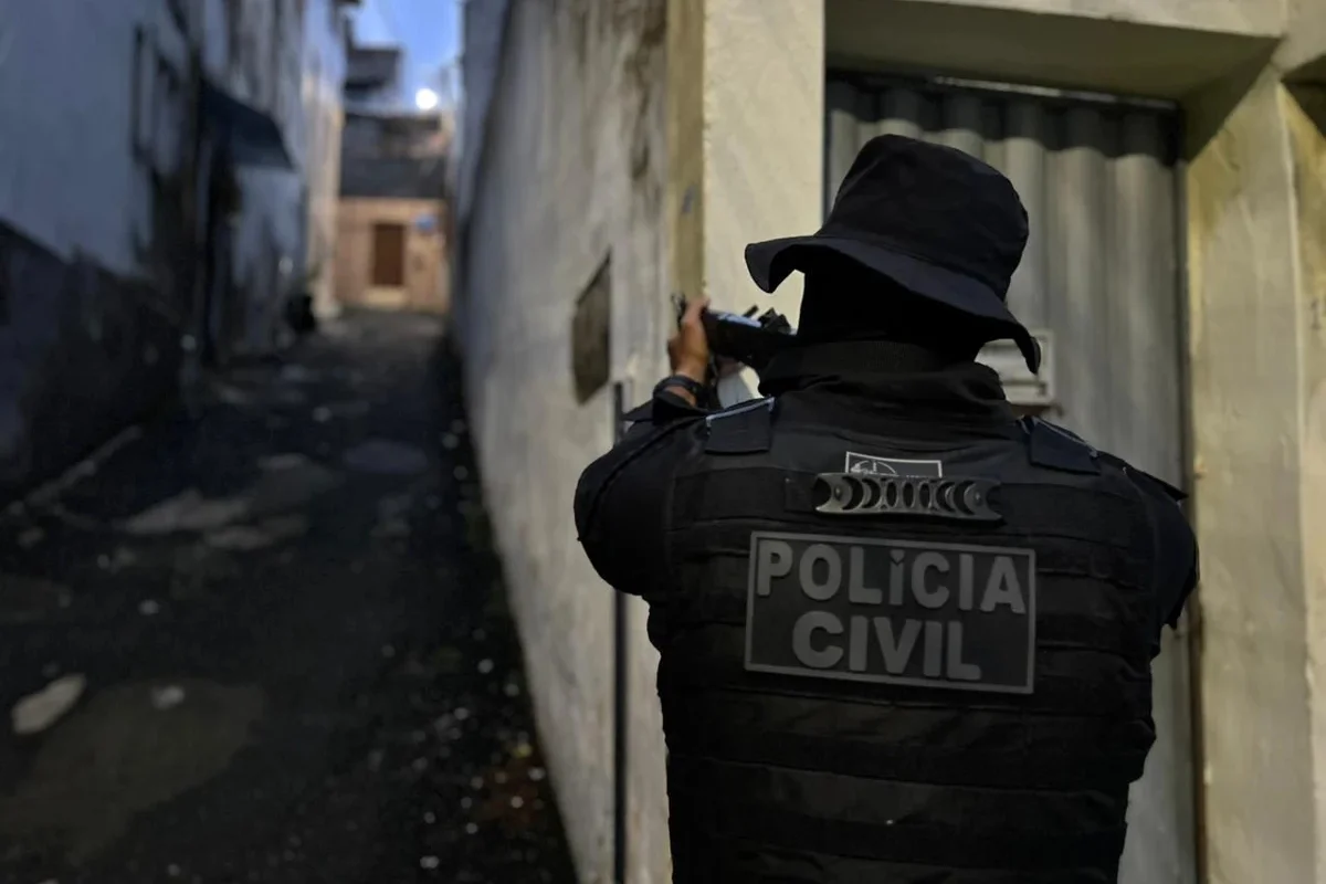 Operação Nexus mira grupo que usava motorista de app para entregas de armas e drogas na Bahia

