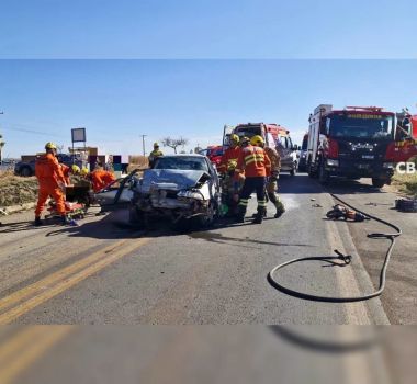 Imagem - Batida frontal entre carros deixa três feridos na DF 130 em Planaltina