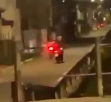 Imagem - Motociclista foge de abordagem policial e provoca perseguição pelas ruas da Pedreira, em Belém