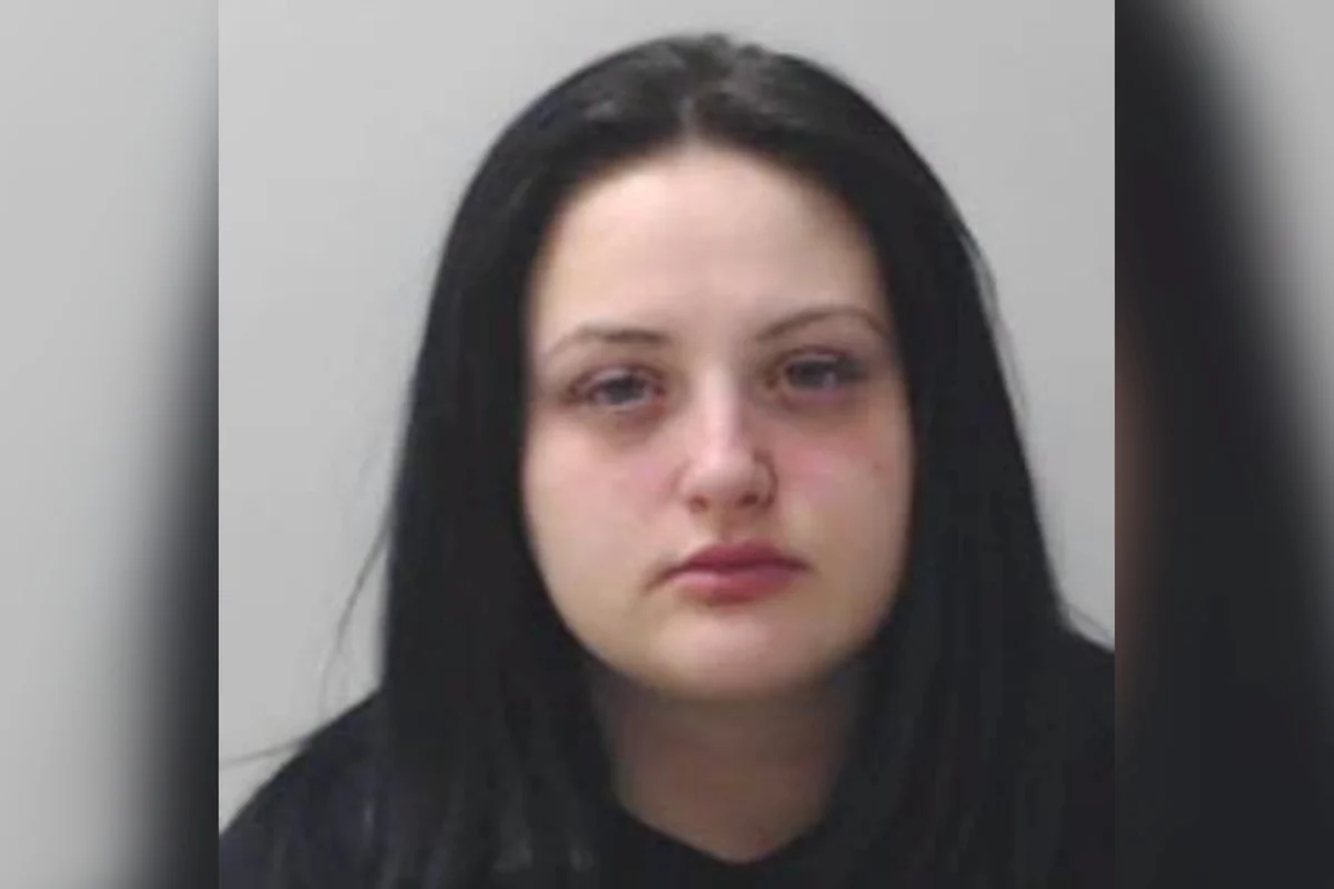 Courtney Gartshore recebeu seis anos de prisão após ser considerada culpada pela morte de Dahlia-Rose, que foi exposta a calor intenso por horas