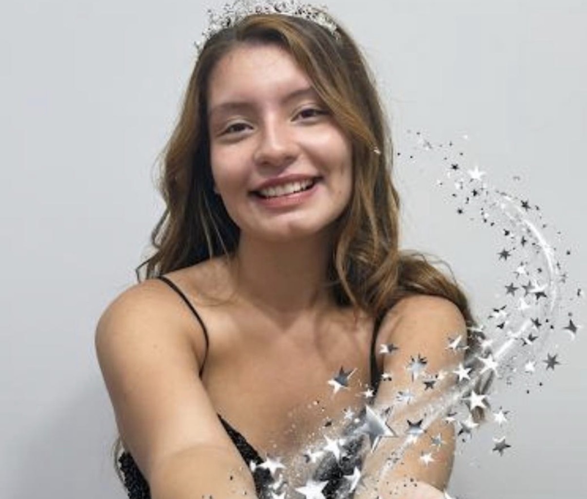 Feliz, Sofia D’Orsi festejou os seus 15 anos. 