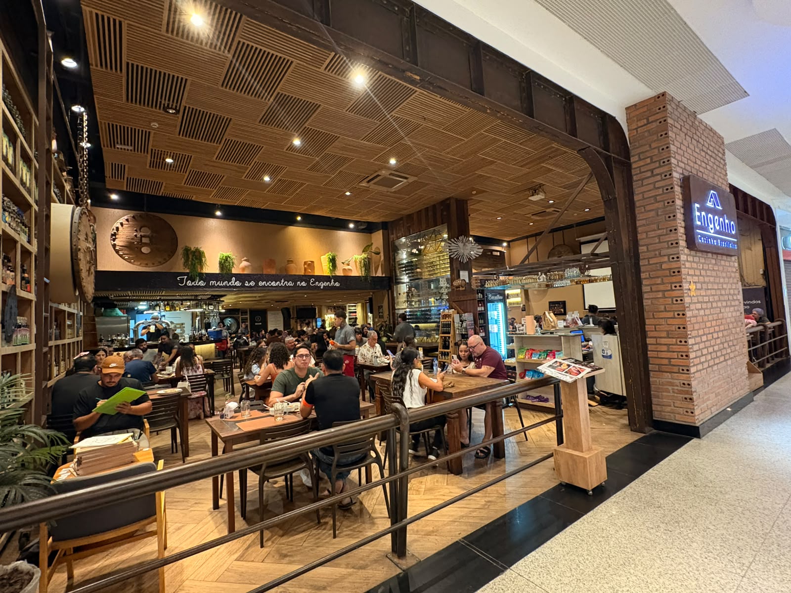 Mercado de R$ 21 bilhões coloca hábitos de consumo do público cristão no radar dos restaurantes de Belém - 