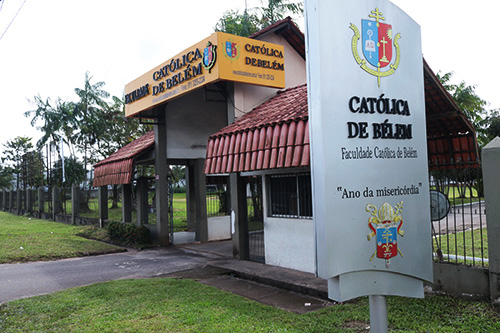 Faculdade Catolica de Belém, localizada na rodovia BR-316