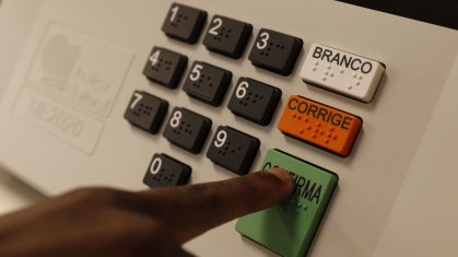Prazo para registro de candidaturas no TSE e TREs termina neste sábado

