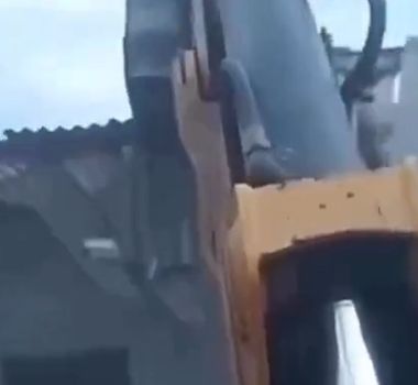 Imagem - Após 14 meses sem receber aluguel, proprietário manda demolir imóvel