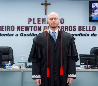 Imagem - Dino afasta presidente do TCE-MA por 180 dias