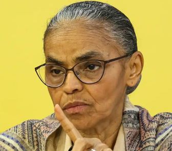Imagem - Homem tenta agredir Marina Silva durante caminhada de Haddad em São Paulo