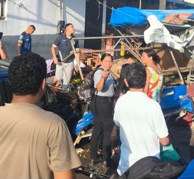Imagem - Veja o momento do acidente que deixou feirantes feridos em Canudos, em Belém