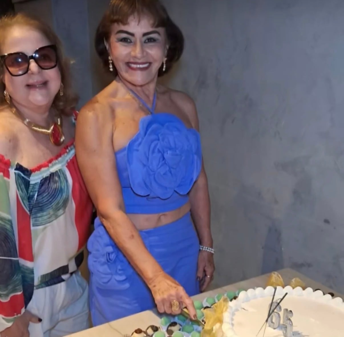 Pilar com a amiga Gal Fernandes