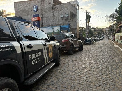 Operação da Polícia Federal cumpre 33 mandados contra rede do tráfico no litoral baiano

