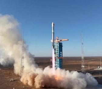 Imagem - China faz história ao pousar foguete de ‘ré’ em terra firme