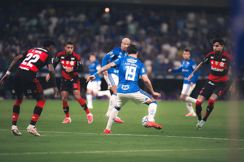 Com o empate na ida, quem vencer avança de fase na Libertadores - 