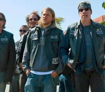 Imagem - Charlie Hunnam e elenco de ‘Sons of Anarchy’ se reúnem em nova minissérie meta da FX