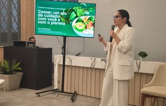 Ameaças invisíveis do prato ao intestino: contaminantes emergentes entram no radar da gastroenterologia
