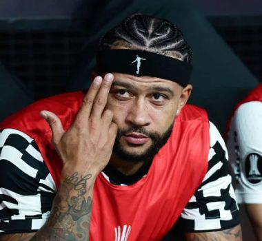 Imagem - Corinthians multa Memphis após clipe com clube em chamas