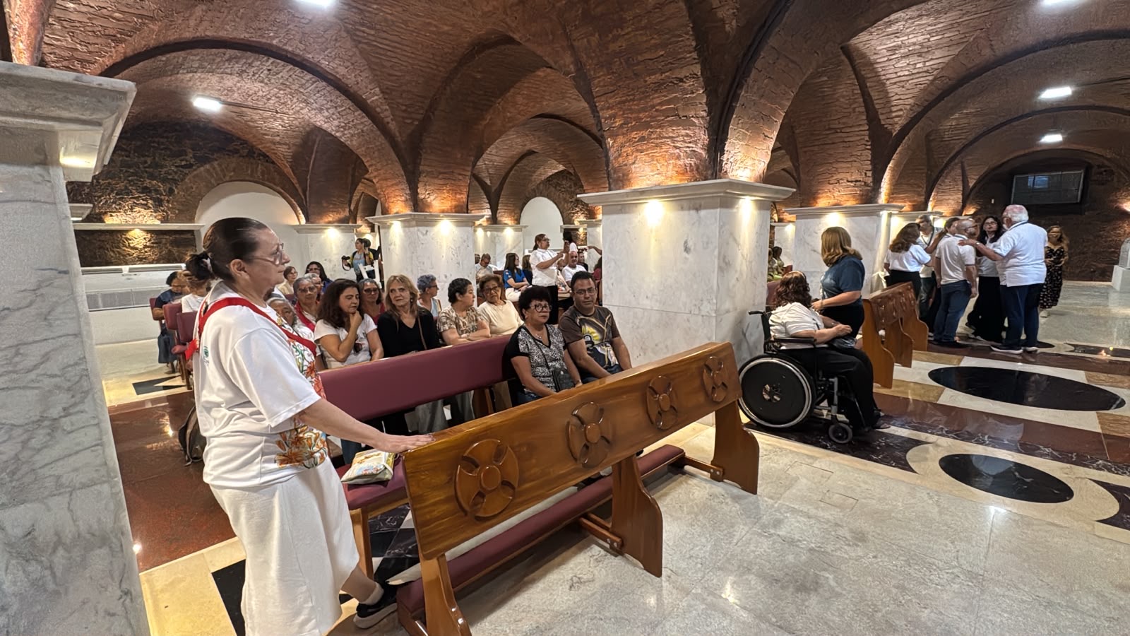 Intervenções duraram 2 anos e 9 meses e incluíram recuperação da fachada, portas de bronze, Cripta e sistema elétrico do templo

