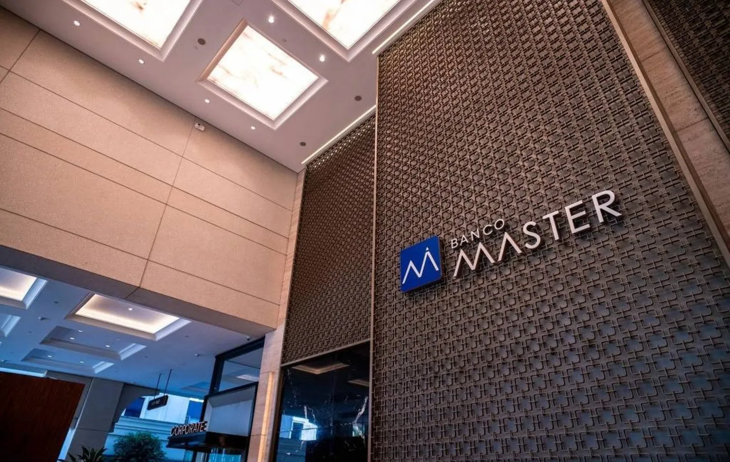 PF pede mais 60 dias para concluir investigação sobre operações entre Master e BRB
