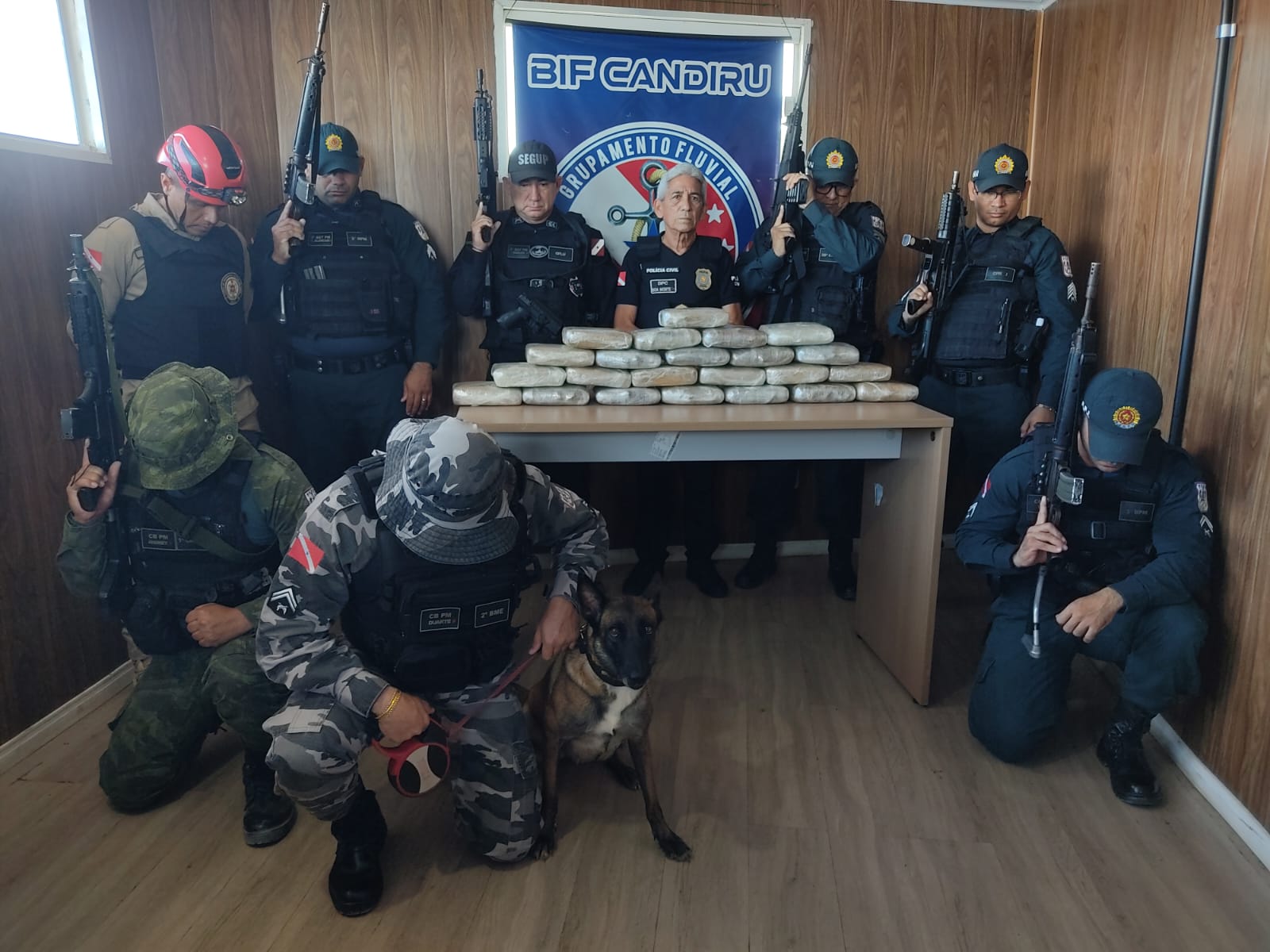 Fiscalização apreende 27 kg de skunk em embarcação que seguia para Santarém, no Pará