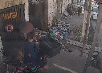 Suspeito já tinha histórico de roubo e foi preso em flagrante.