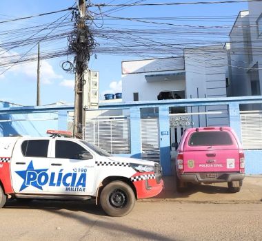 Imagem - Homem armado com facão arrasta esposa para área de mata ao fugir da PM em Marabá