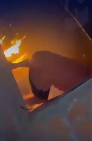 A causa do incêndio ainda não foi esclarecida.