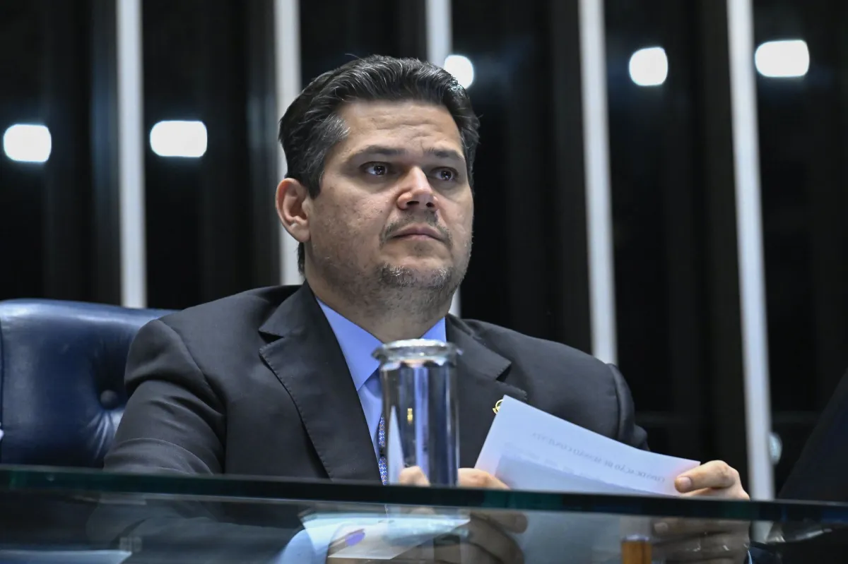 Futuro da escala 6x1 no Senado fica sob o compasso de espera das eleições