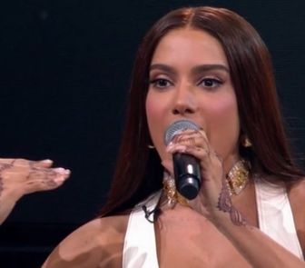 Imagem - ‘Não precisa se vestir como 15 anos’: Anitta critica produção de reality da Globo na estreia