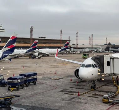 Imagem - Aeroportos e aviões do Brasil adotam regras mais rígidas de saúde e higiene