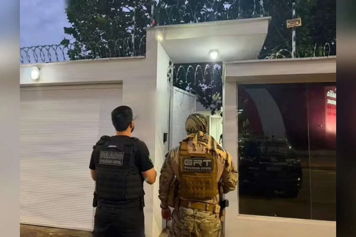 Esquema com ouro e R$ 800 mil leva delegado e investigador à prisão no Amazonas