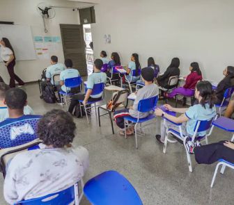 Imagem - Pé-de-Meia paga hoje 5ª parcela a alunos nascidos em julho e agosto