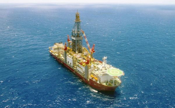 Justiça Federal do DF suspende imposto de 12% sobre exportação de petróleo
