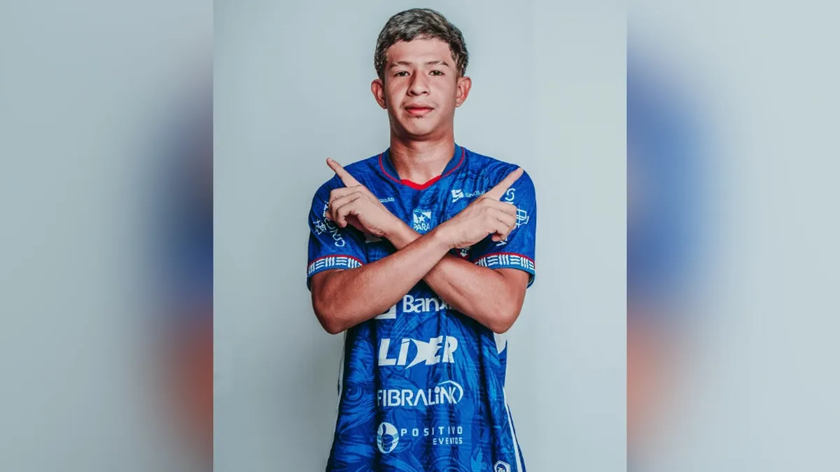 Kukri com a camisa do Águia -