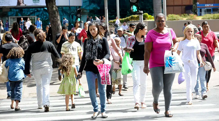 População brasileira cresce 0,37% 