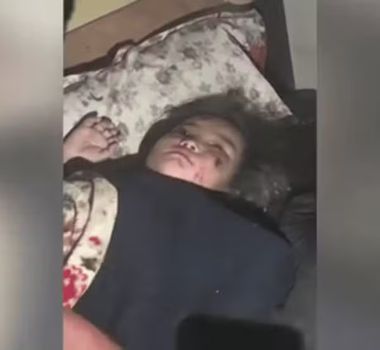 Imagem - Menina de 6 anos é resgatada após ficar 60 horas soterrada no Nepal