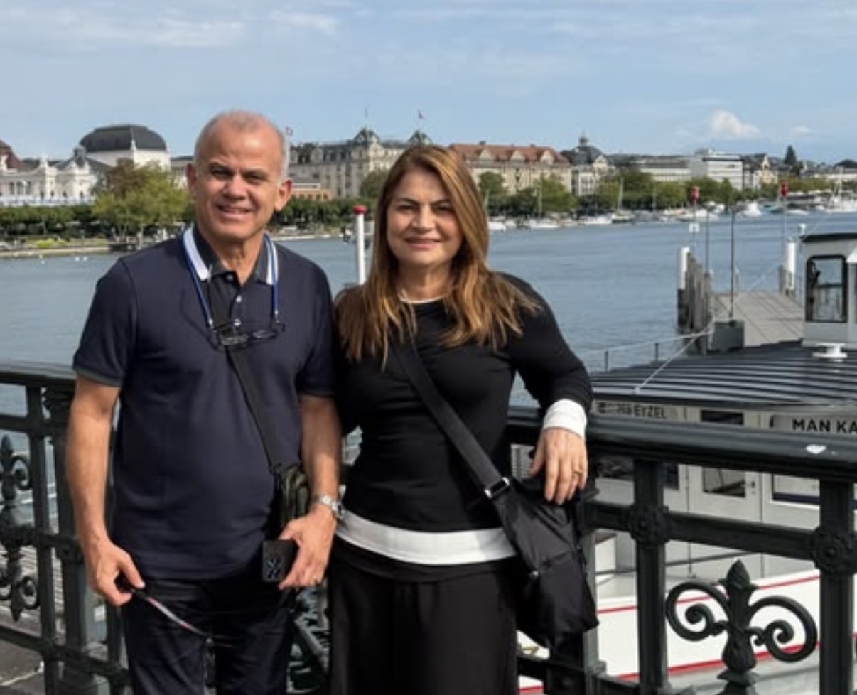 Ana Amélia e Wilsinho Figueiredo, saboreando as belezas dos Alpes Suíços. 