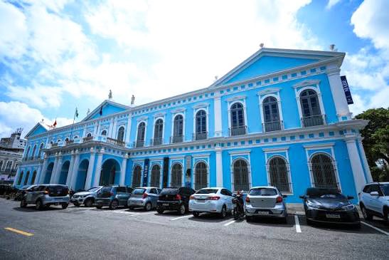 Imagem - Políticos dominam direção de escolas municipais; companhia de gás não cobra taxa de disponibilidade e servidor nas eleições